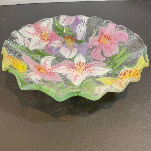 Fused Glass Floral Bowl Handmade Lily Design Colorful Decorative Plate 8.5" sign - Picture 4 of 8